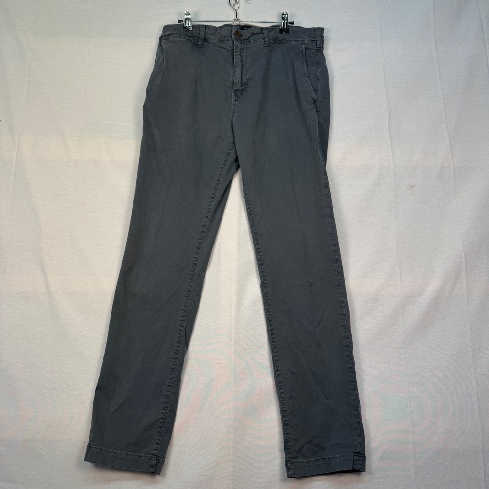 American Eagle Extreme Flex Slim Chino Pants Mens 34x32 Charcoal Gray Stretch
